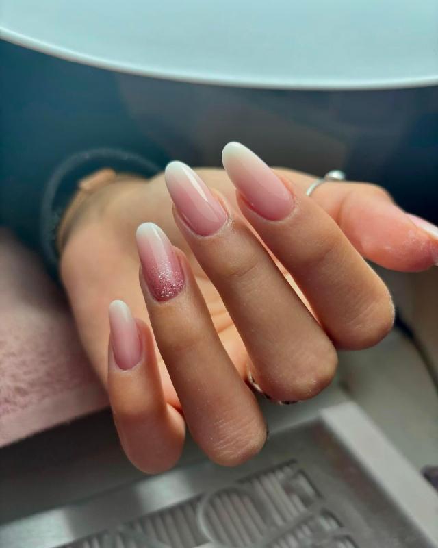 Images Glow Up - Ilaria Mazzullo Nails Artist Estetica Silvia