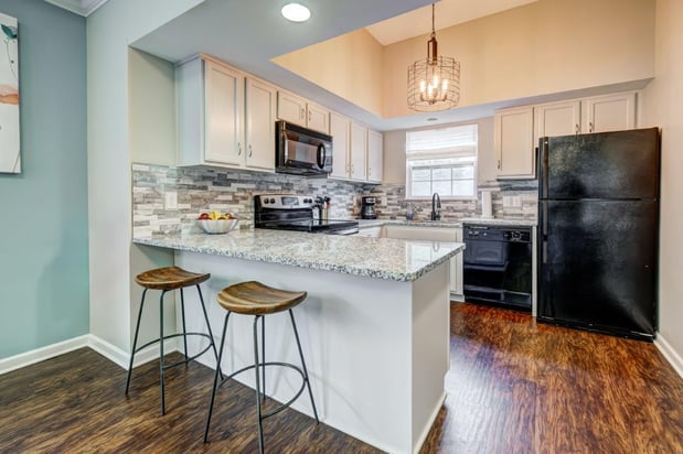 Images Saratoga Crossing Apartments & Townhomes