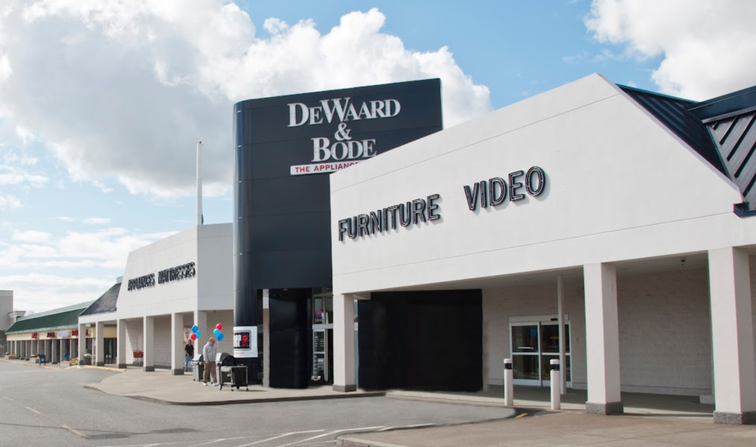 DeWaard & Bode Appliance Store in Washington