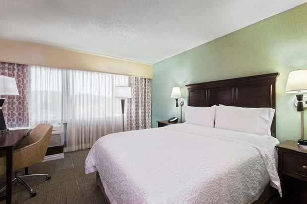 Images Hampton Inn White Plains/Tarrytown