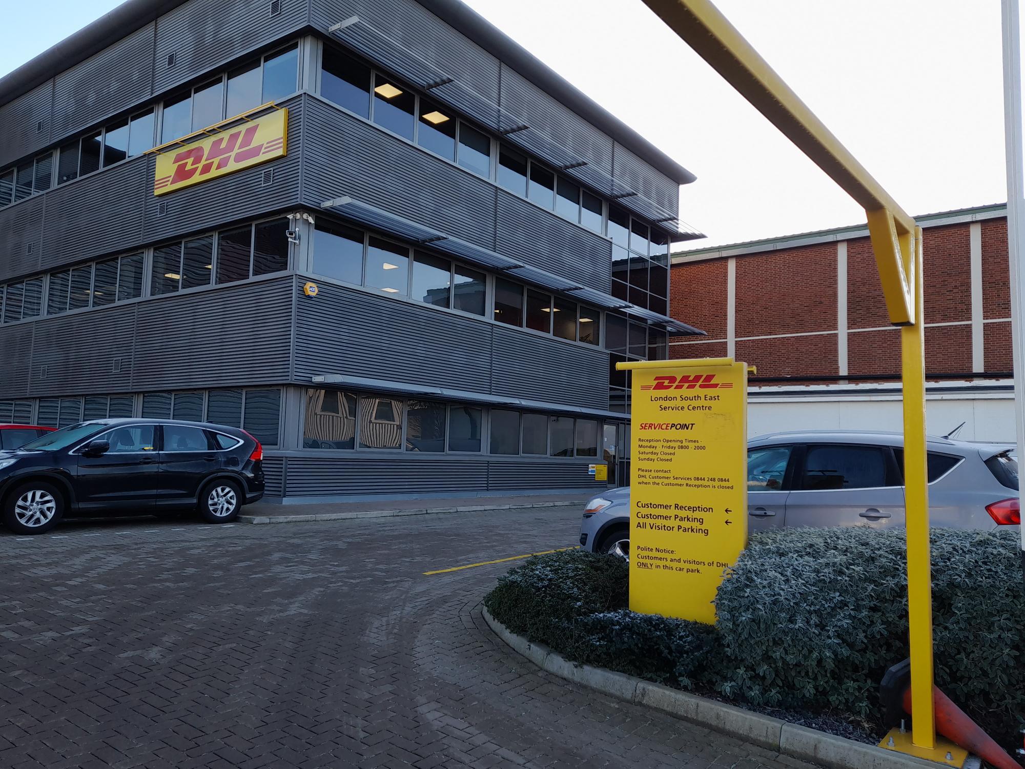 Images DHL Express London South East