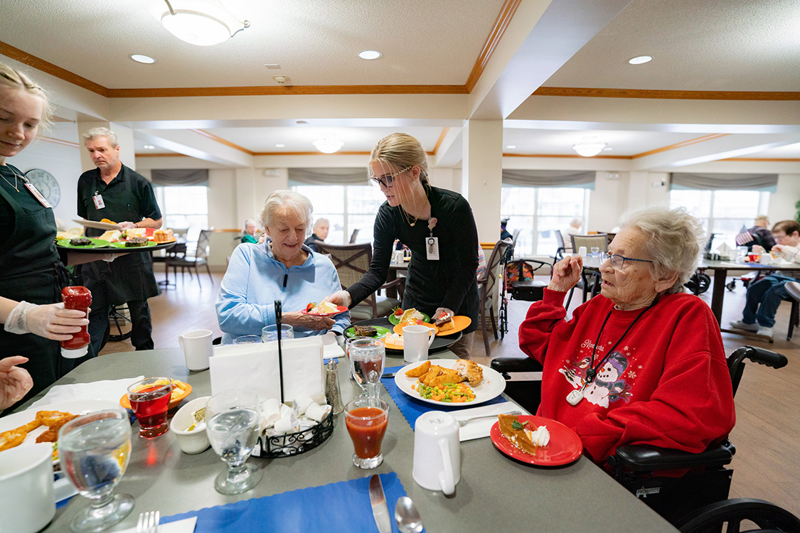 Guardian Angels By The Lake staff engages residents with social, recreational, educational, and spiritual activities and programs that fulfill numerous interests.