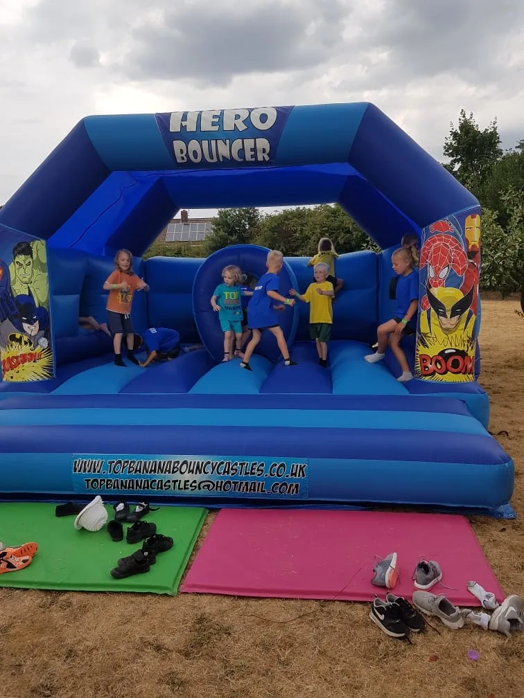 Images Top Banana Bouncy Castles
