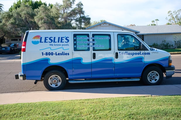 Images Leslie's Pool Service