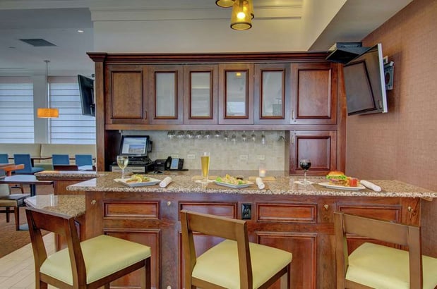 Images Hilton Garden Inn Norwalk