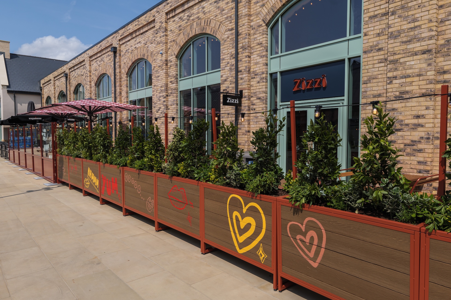 Zizzi Cotswolds Outlet, Outdoor Seating