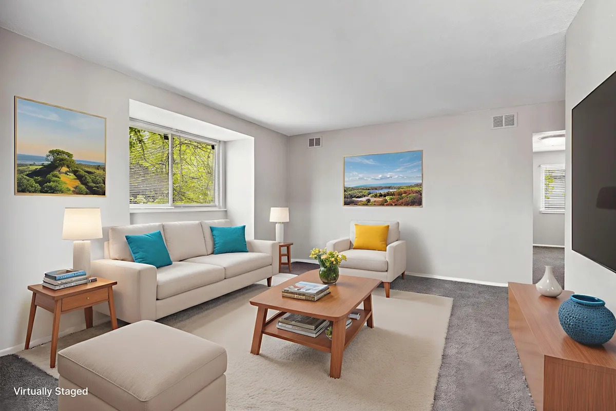 Living room at Riverbend Residences Community at Signature Collection Apartments in Tuscaloosa, AL