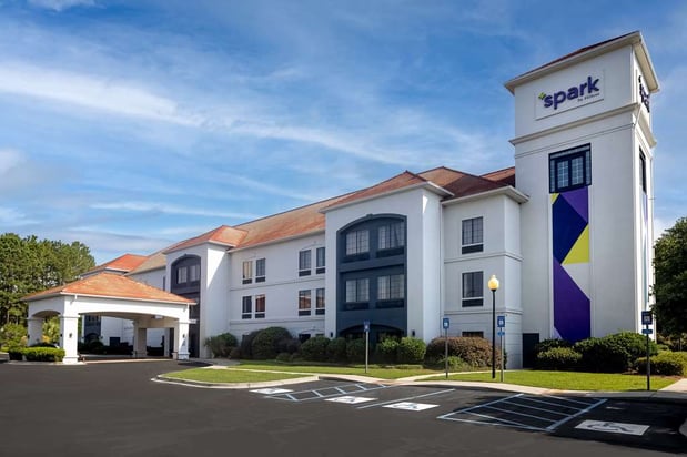 Images Spark by Hilton Savannah Airport
