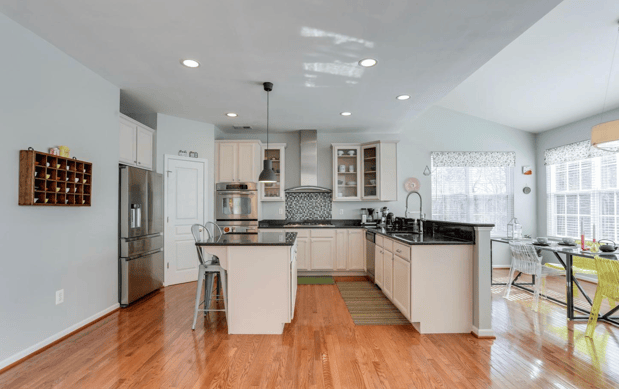 Images Joe Bird - Red Cedar Real Estate