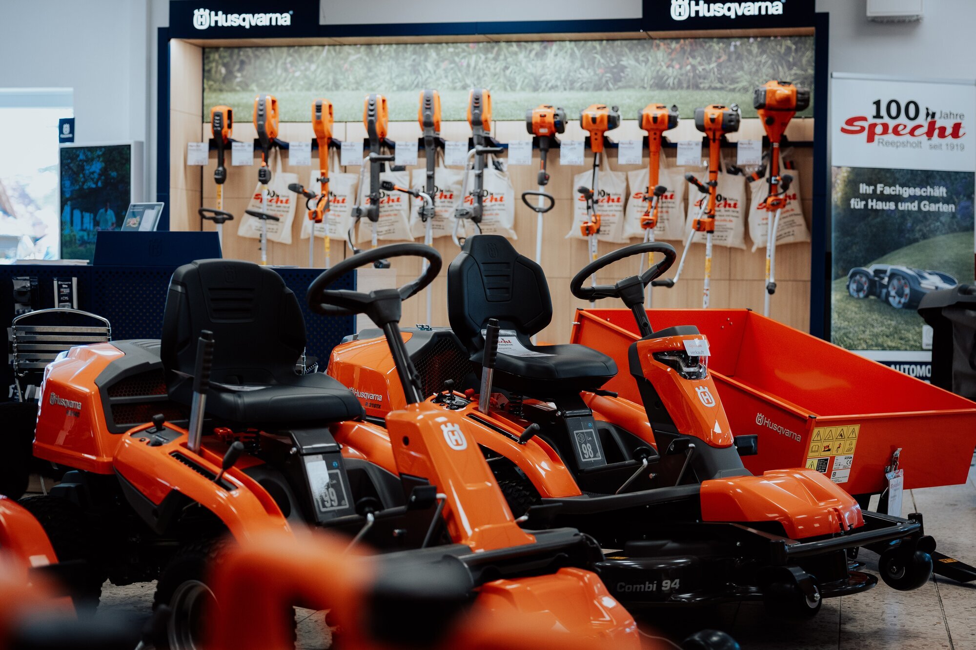 Specht Reepsholt e. K., Reepsholter Hauptstraße 17 in Friedeburg