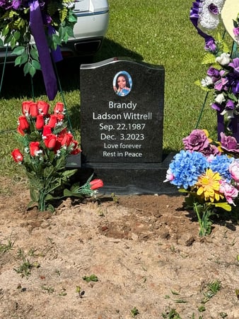 Images VIP GRANITE MONUMENTS