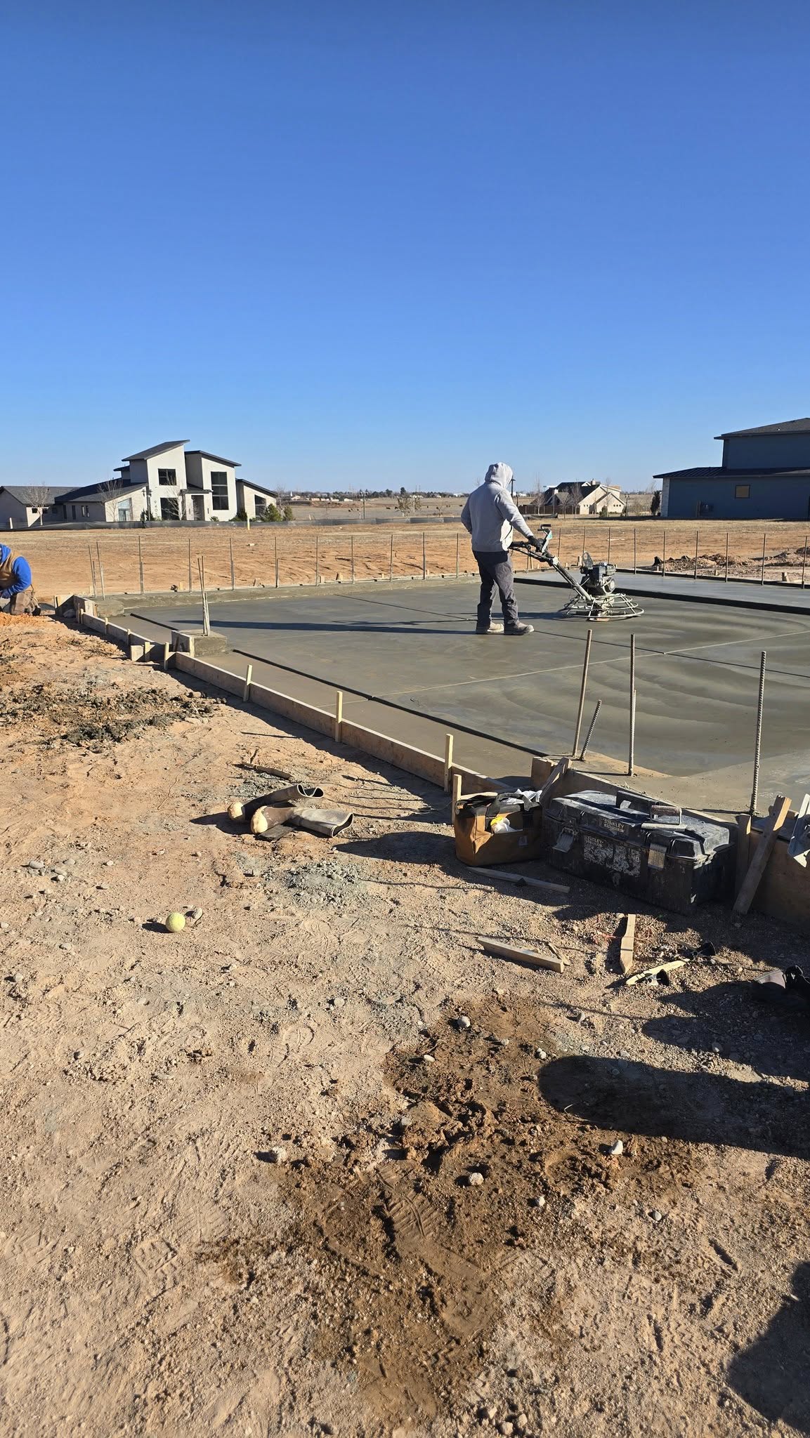 Lozano's Quality Concrete Image