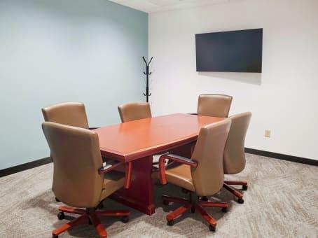 Images Regus - Indiana, Indianapolis - River Crossing at Keystone (Office Suites Plus)