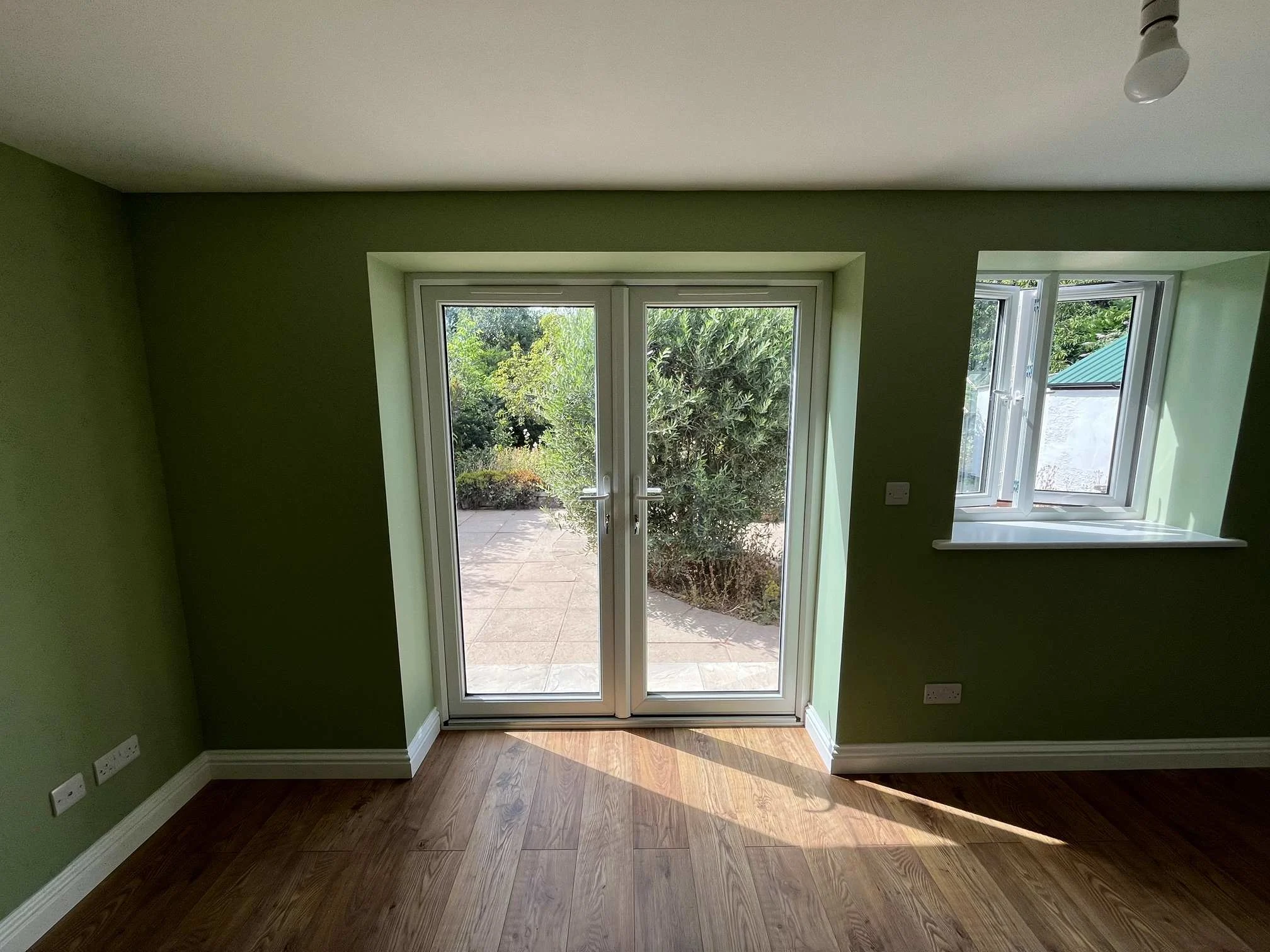 Images MH Property Construction Ltd