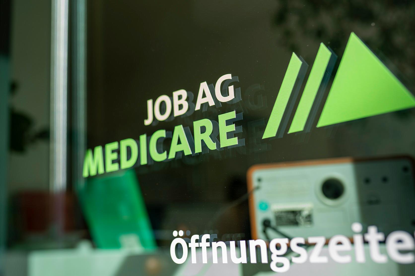Bild 1 JOB AG Medicare Service in Berlin