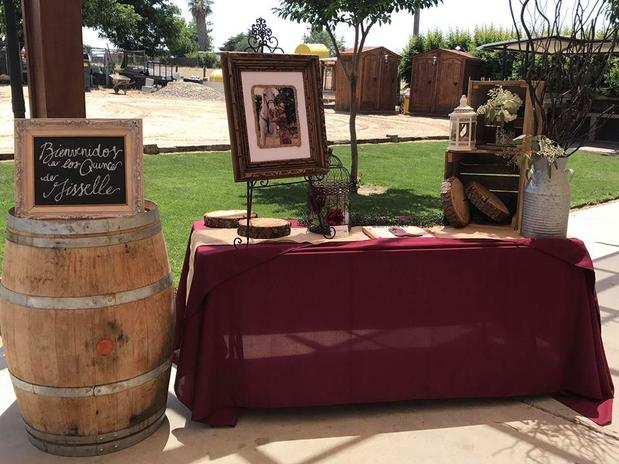 Images Touch of Elegance