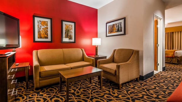 Images Best Western Plus Brandywine Inn & Suites