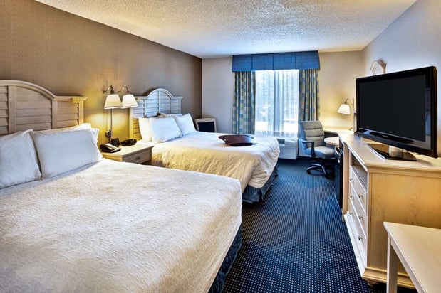 Images Hampton Inn & Suites Cape Cod-West Yarmouth