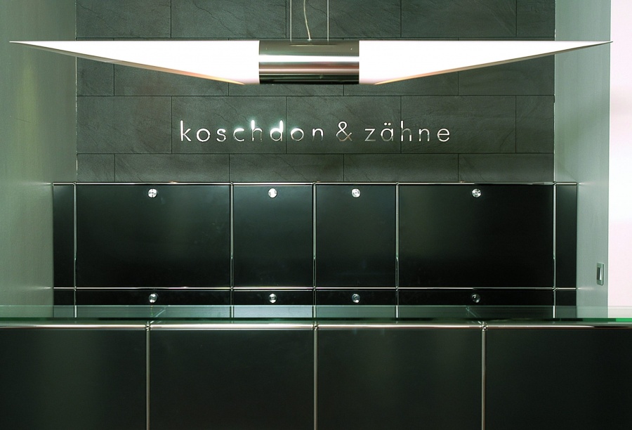 Dr. med. dent. M.Sc. Jakob Koschdon, Robert-Koch-Str. 5 in Neu-Isenburg