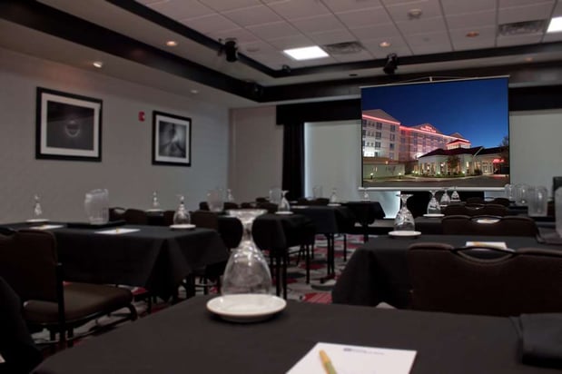 Images Hilton Garden Inn Oklahoma City Midtown