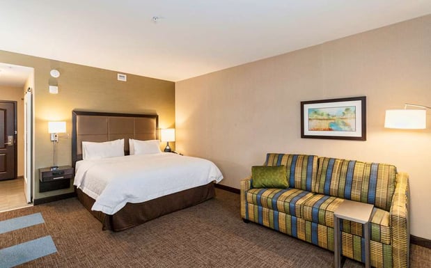 Images Hampton Inn & Suites Duluth North / Mall Area
