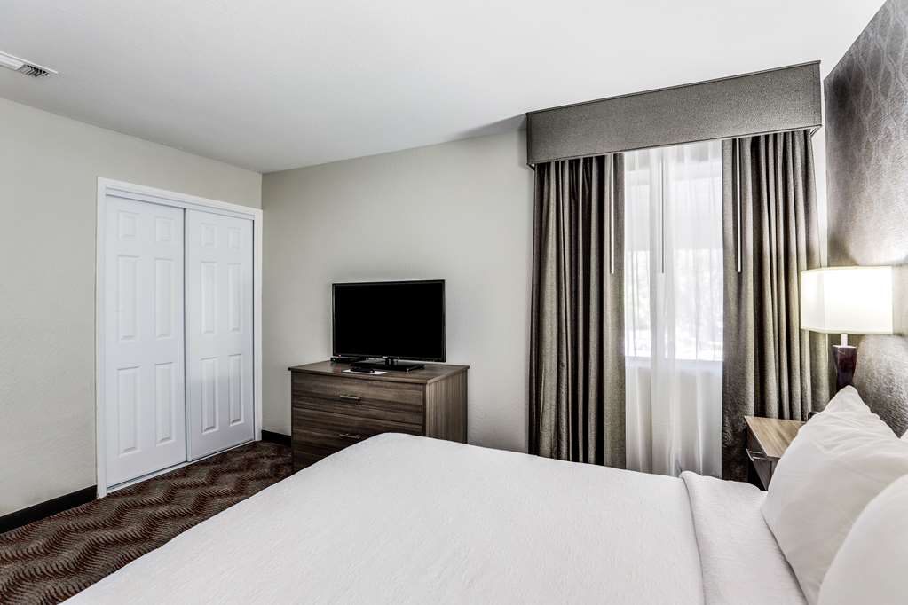 King QueenSuite