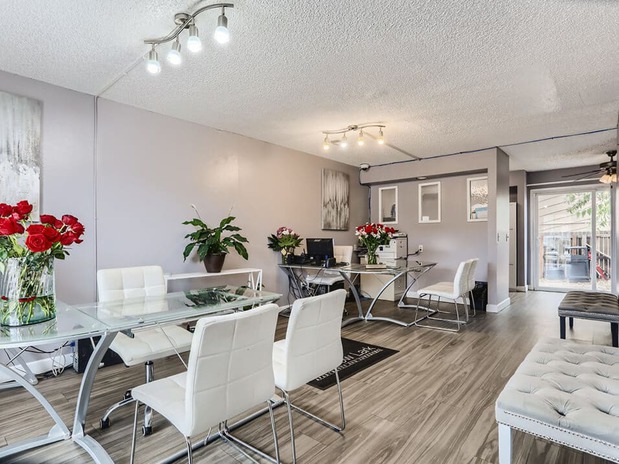 Images Meadow Lark Apartments