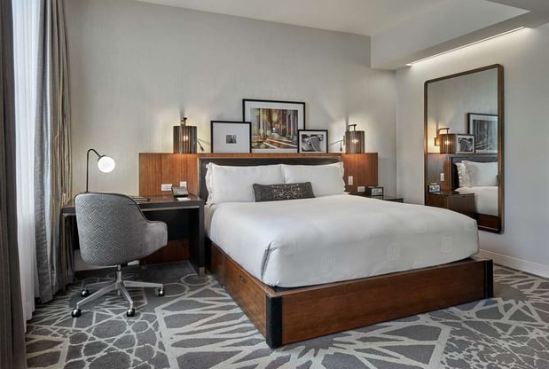 Images LondonHouse Chicago, Curio Collection by Hilton