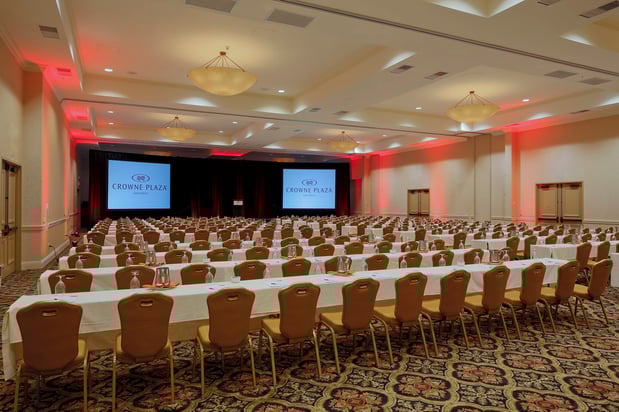 Images Crowne Plaza San Diego - Mission Valley by IHG