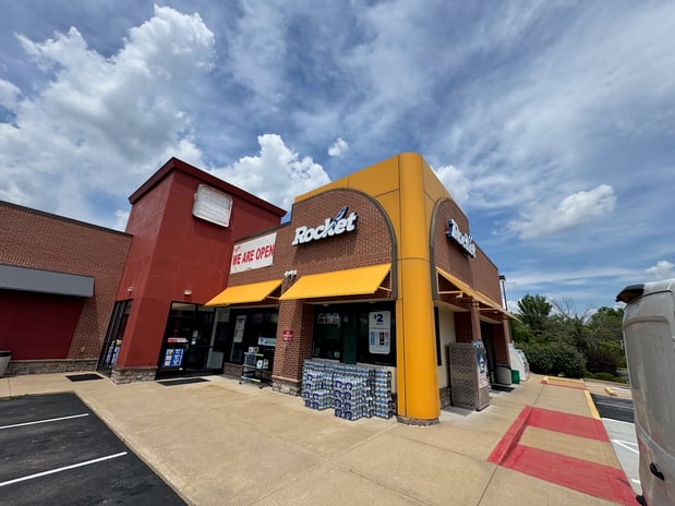 Images CoinFlip Bitcoin ATM - Rocket #4208 (Saint Charles)