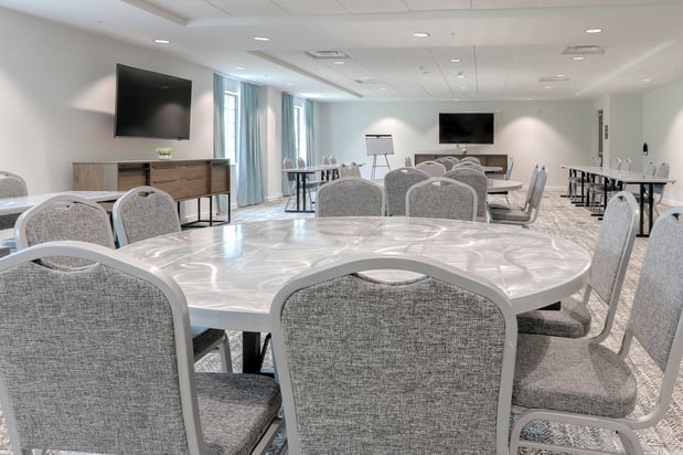 Images Staybridge Suites Pigeon Forge - Smoky Mtns by IHG