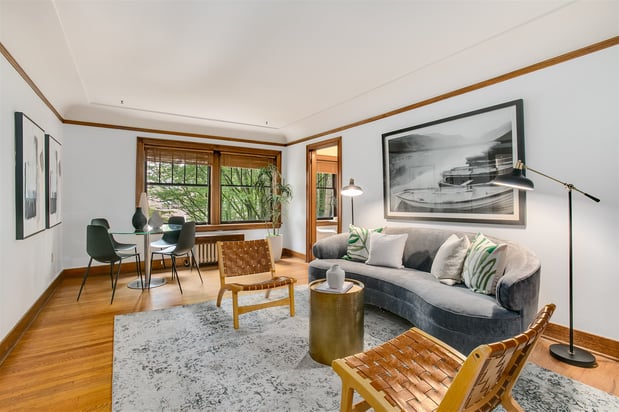 Images Lauren Essl, REALTOR