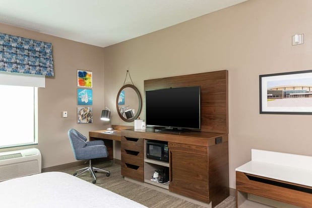 Images Hampton Inn & Suites by Hilton Marshalltown