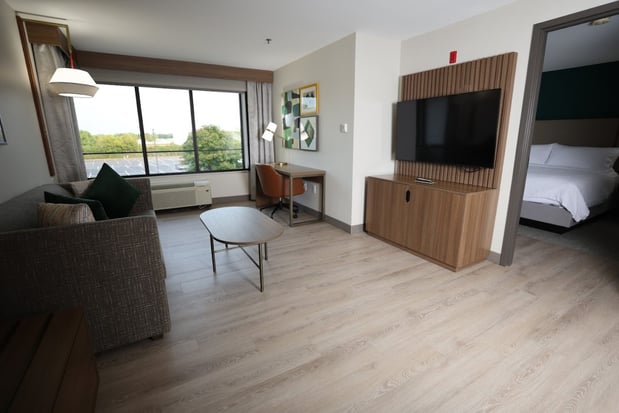 Images Holiday Inn St. Louis-Fairview Heights by IHG