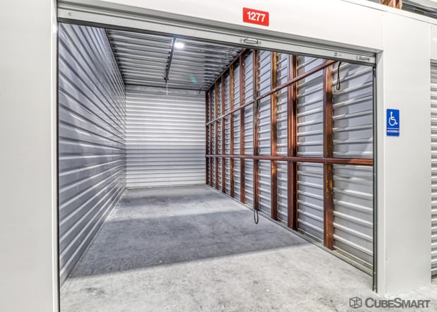 Images CubeSmart Self Storage