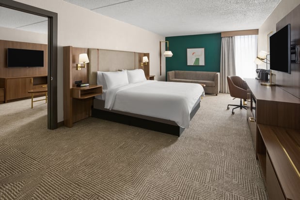 Images Holiday Inn Morgantown - Reading Area by IHG