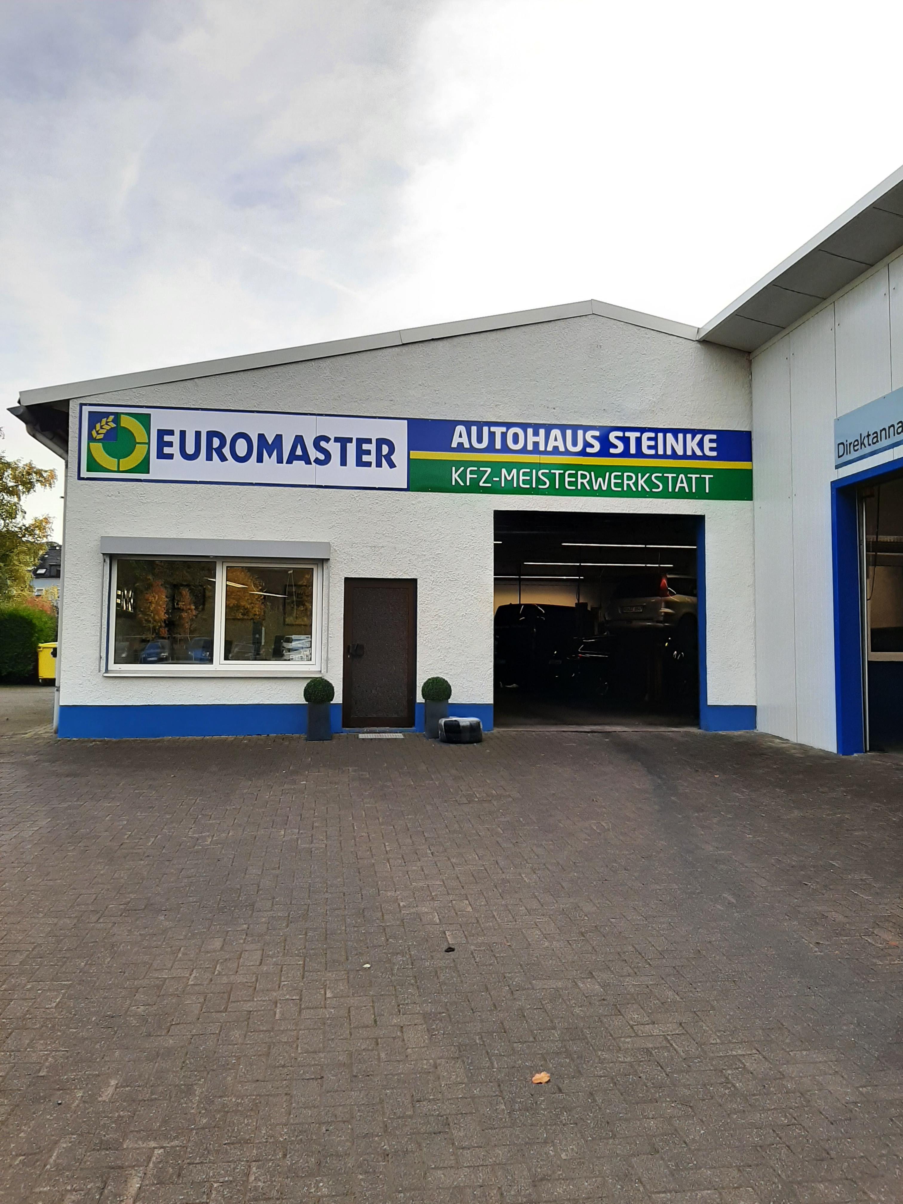 Bild 1 Autohaus Steinke GmbH - Partnerbetrieb von EUROMASTER; Autorisieter Ford Servicebetrieb in Arnsberg-Oeventrop