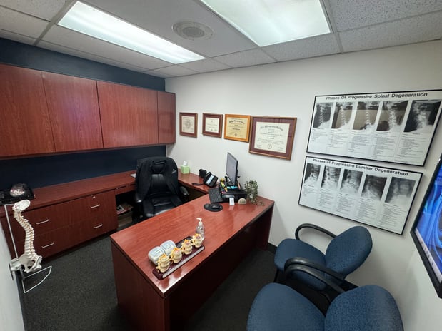 Images County Line Chiropractic Medical & Rehab