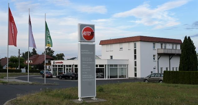Autohaus Schniebs e. K., Seifhennersdorfer Str. 23 in Leutersdorf