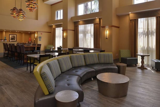 Images Hampton Inn & Suites Bakersfield North-Airport