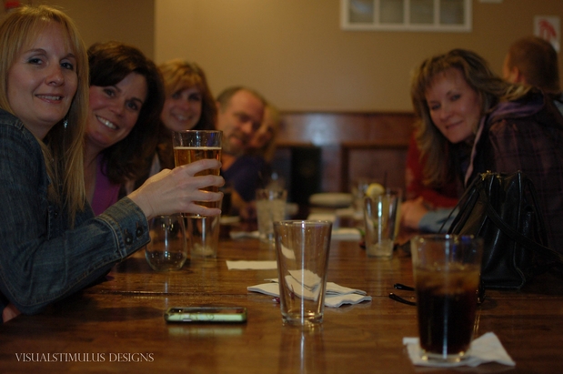 Images Alibi Bar & Grill