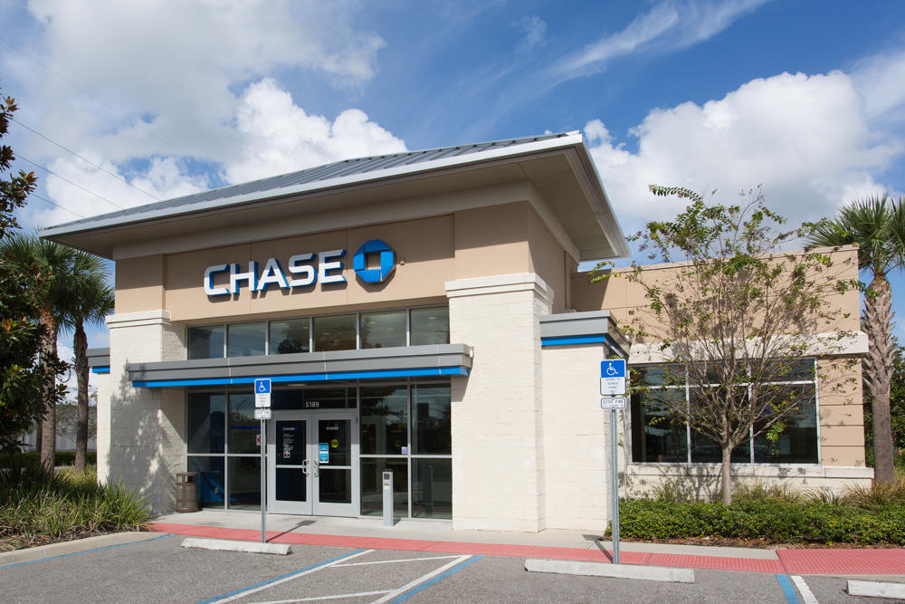 Chase Bank at Conway Crossing Shopping Center