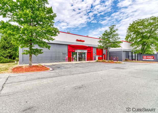 Images CubeSmart Self Storage