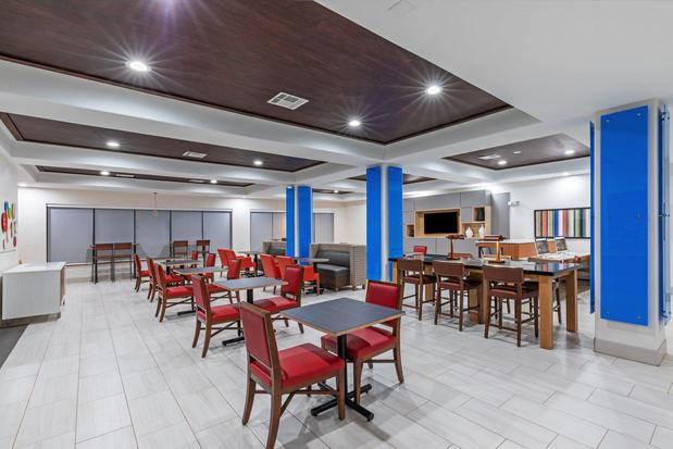 Images Holiday Inn Express & Suites Vidor South, an IHG Hotel