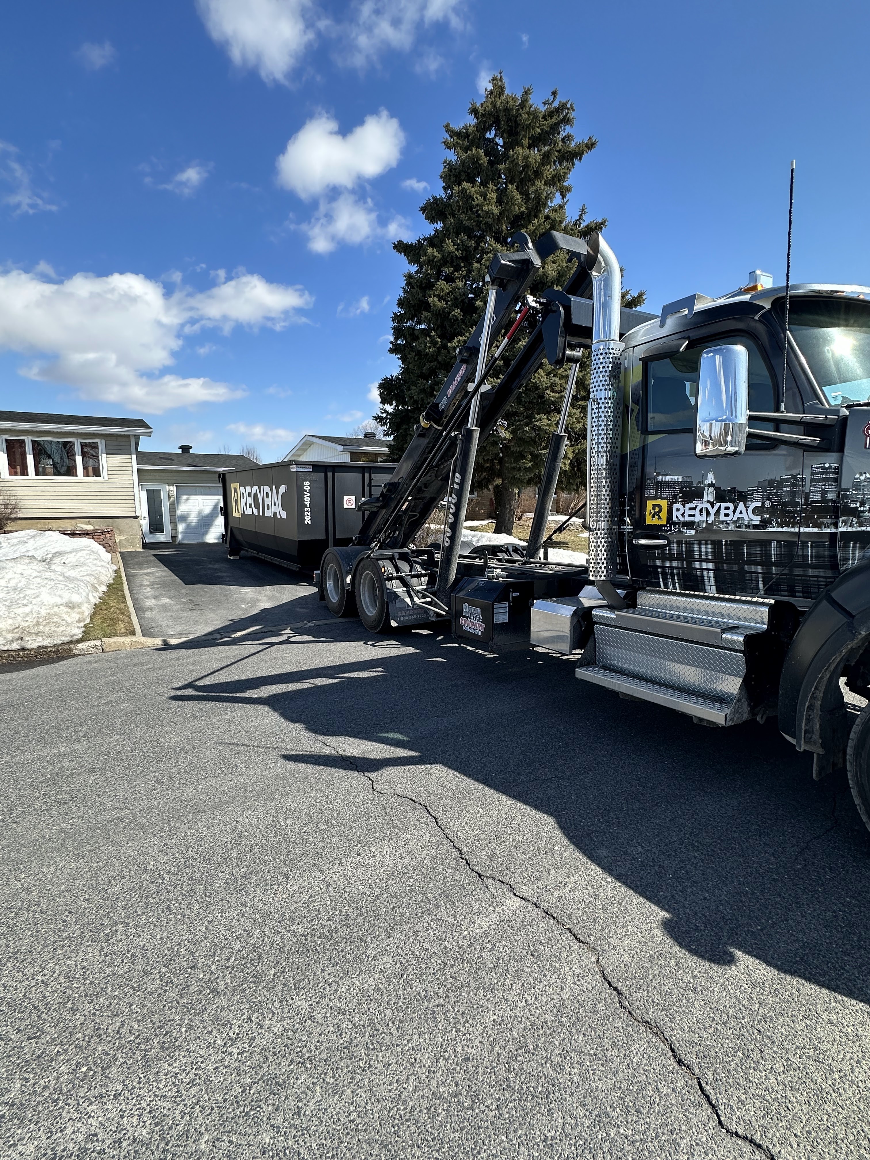 Images Location de conteneur RECYBAC Longueuil