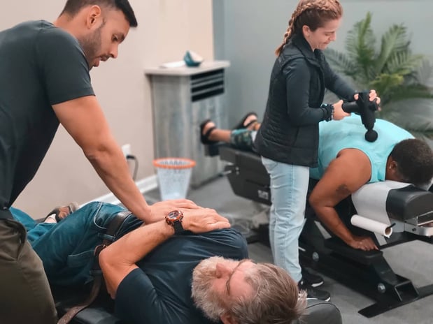 Images 100% Chiropractic - Newington