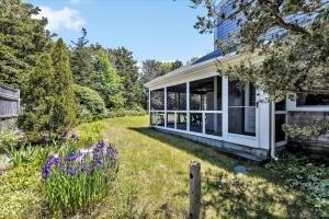 Images Bowen Real Estate of Cape Cod