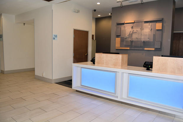 Images Holiday Inn Express & Suites Abilene by IHG