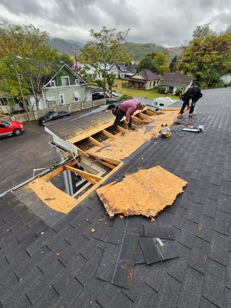 Images Residence Roofing & Construction