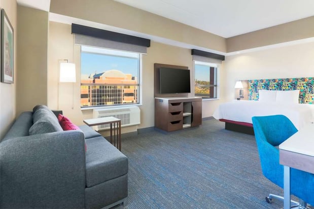 Images Hampton Inn & Suites Pittsburgh-Downtown